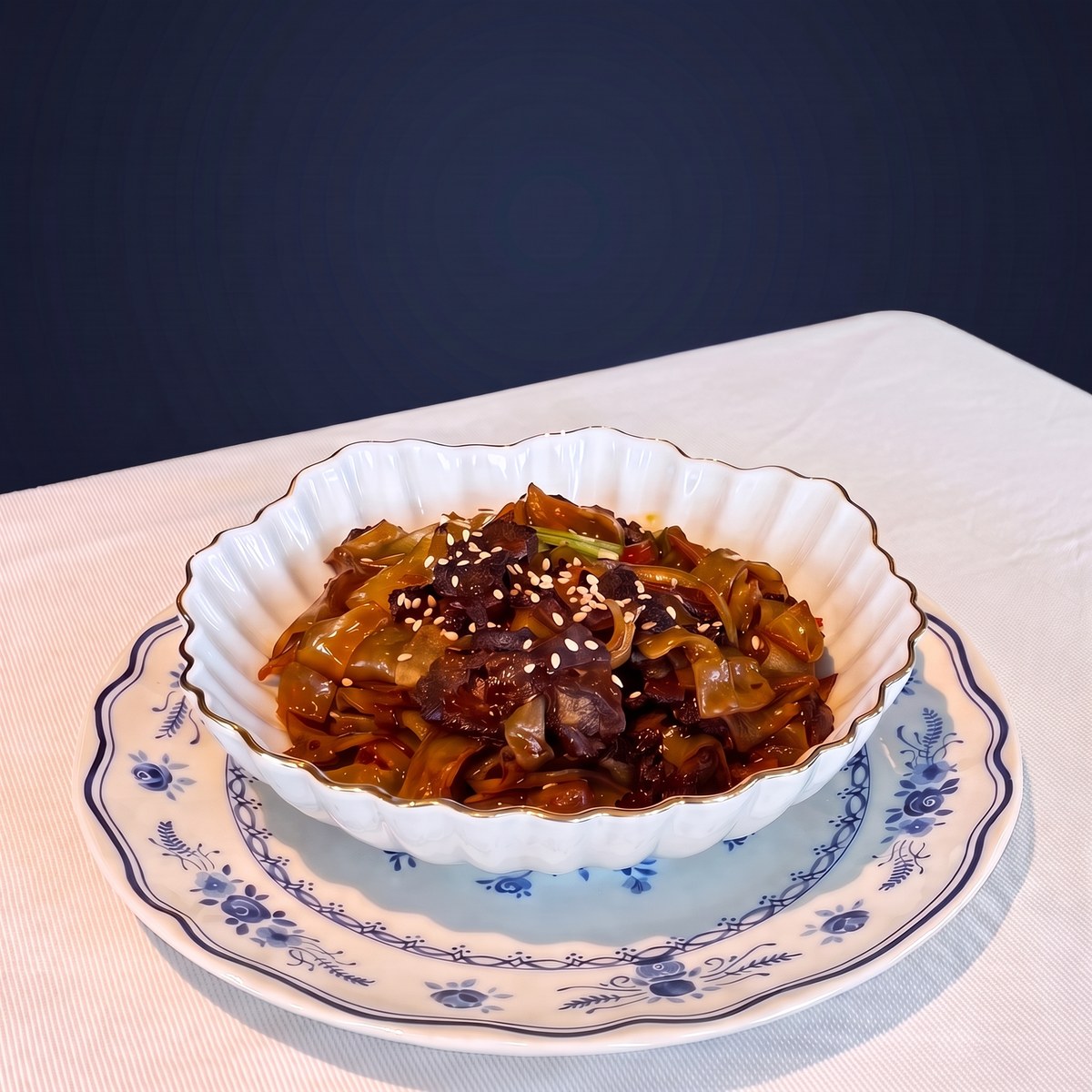 Лапша жареная с говядиной